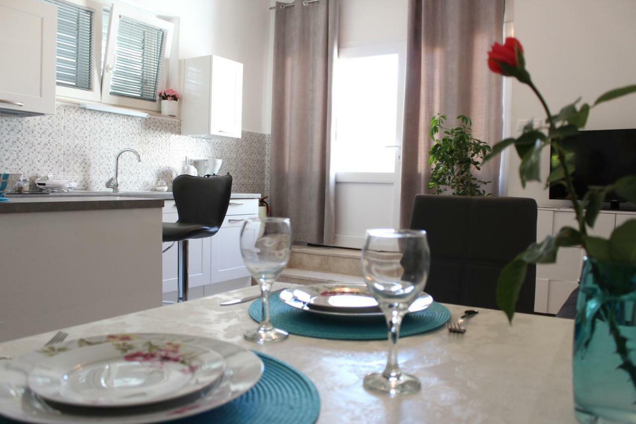 Apartment Emma Kaštela Exteriör bild