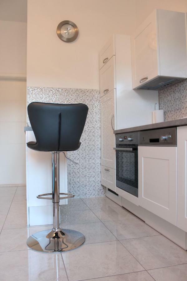 Apartment Emma Kaštela Exteriör bild